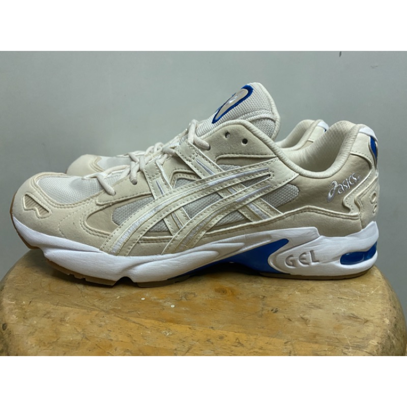 asics size 11 womens