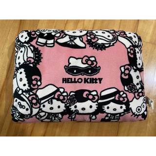 全新二用Hello Kitty頸枕可變形成小枕頭