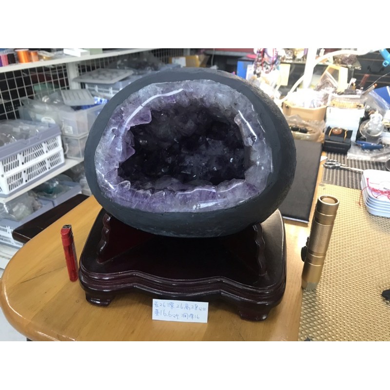 巴西紫水晶圓洞  重16.6KG 洞深16CM