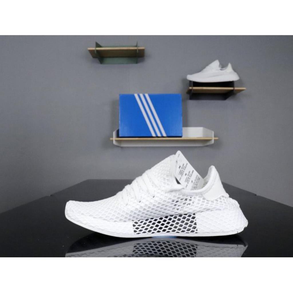 nike deerupt white