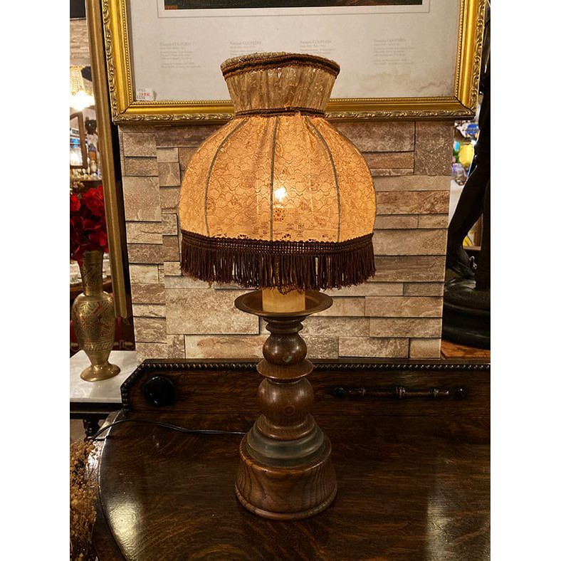 # 19世紀 購於法國古董手工蕾絲流蘇燈罩橡木實木檯燈  #923107