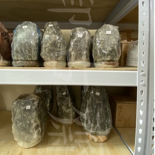 【御古齋】精選 國寶級巖鹽 深藍鹽燈 質感灰調墨藍 沉靜內斂 招財納福 避邪擋煞 淨化空氣 減少濕氣 開運擺件 附燈線