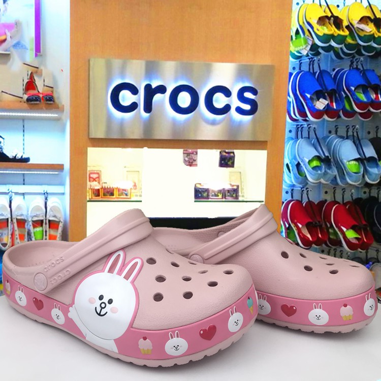 crocs rain