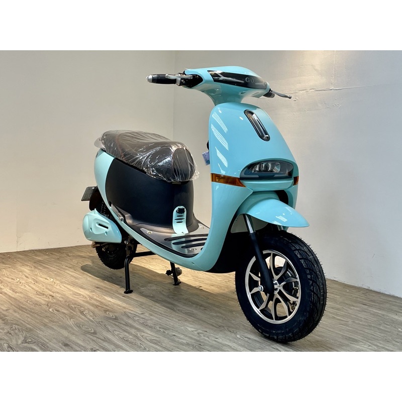 （光頭MOTO電動車）超美水藍色 gogoro樣式 免駕照 自行在家充電 免月租費