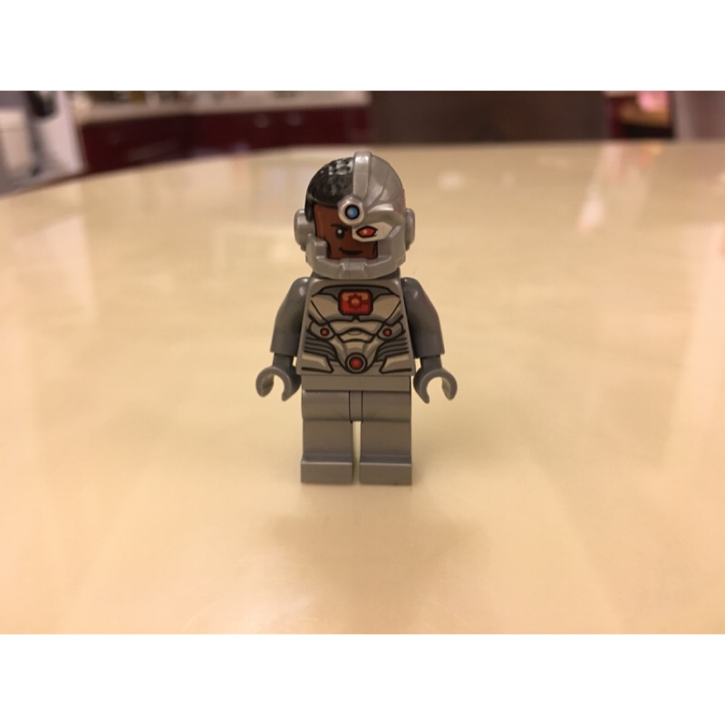Lego cyborg 76098 鋼骨
