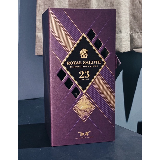 皇家禮砲 23年 空瓶+空箱(一組) 700ml 收藏擺飾