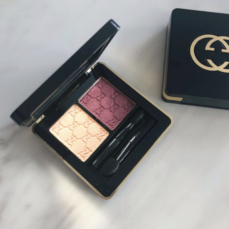 ✨Gucci✨超精緻壓紋眼影AZALEA全新附眼影刷 絨布套