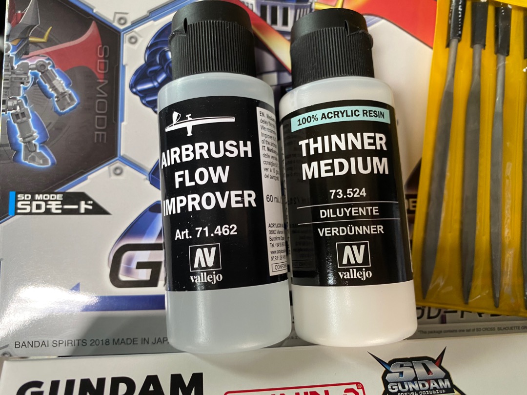 How To Thin Acrylic Paint For An Airbrush (Tips And Guide)