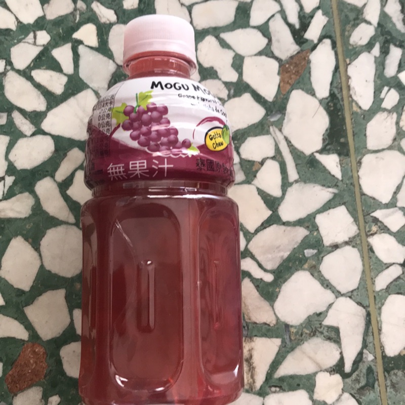 摩咕摩咕椰果飲料（葡萄口味）320g