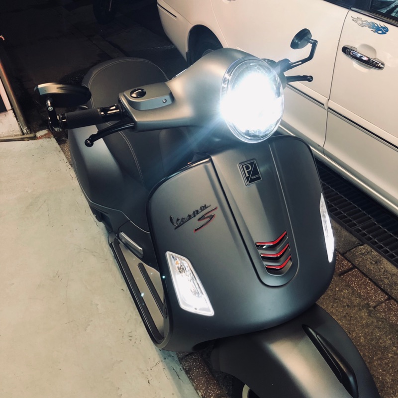 2017年 Vespa GTS 300 Super ABS + ASR / SS 偉士牌消光灰極新僅跑兩千