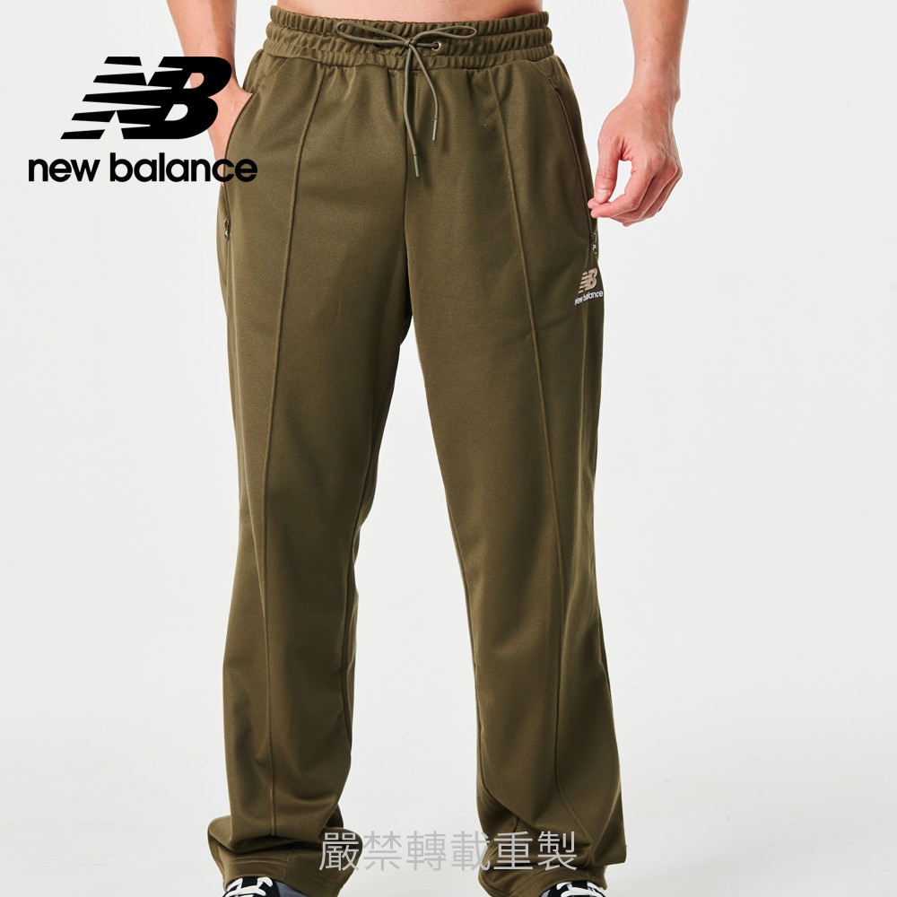 【New Balance】 NB 棉質寬版長褲_中性_橄欖綠_UP23502DRC