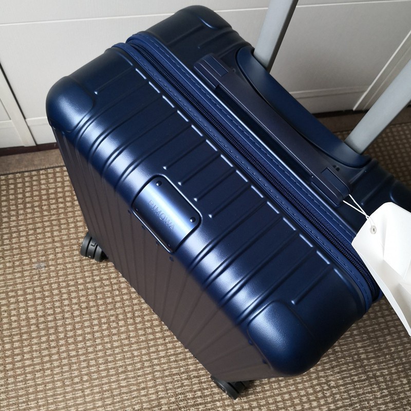 二手精品代購RIMOWA essential 20吋 PC 行李箱 登機箱