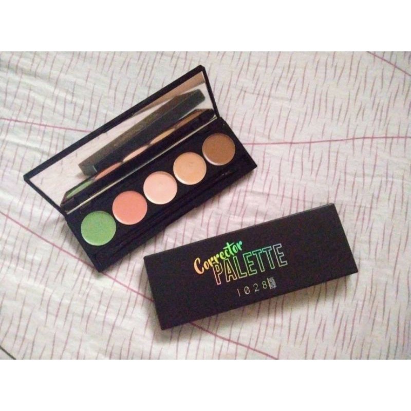 特價全新保證正貨1028 臉部修修校色遮瑕盤5色遮瑕盤遮瑕膏修容盤 蝦皮購物