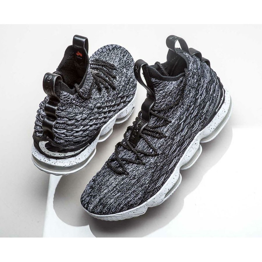 lebron 15 white black