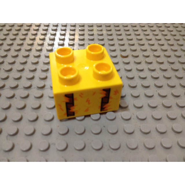 【點點小豆】lego 樂高 積木 DUPLO 得寶 2x2 黃色 農場 稻草堆  標誌 配件 一個  如圖！
