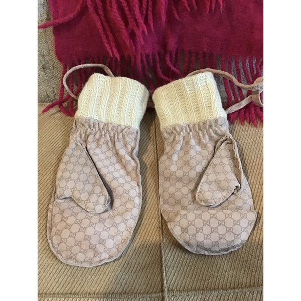 限定下單Gucci 嬰兒麂皮手套