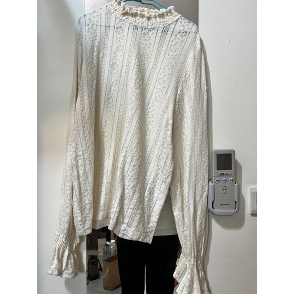 UNIQLO 白色透膚棉質上衣