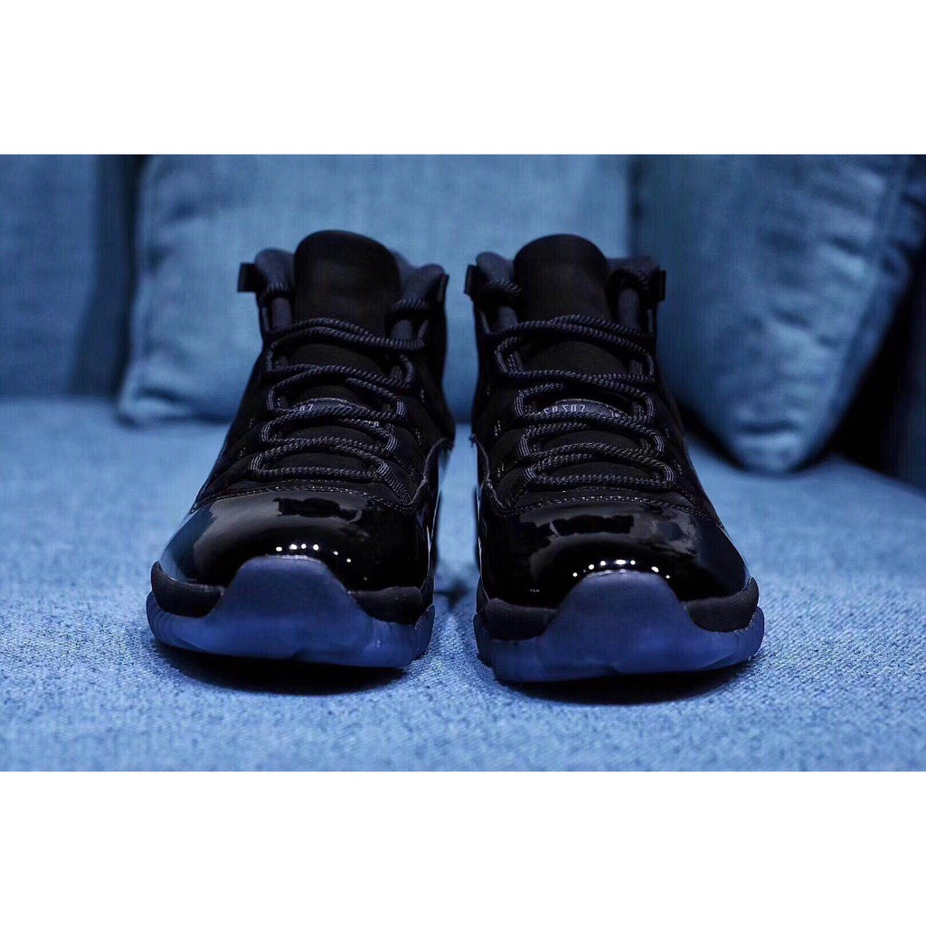 air jordan xi cap and gown