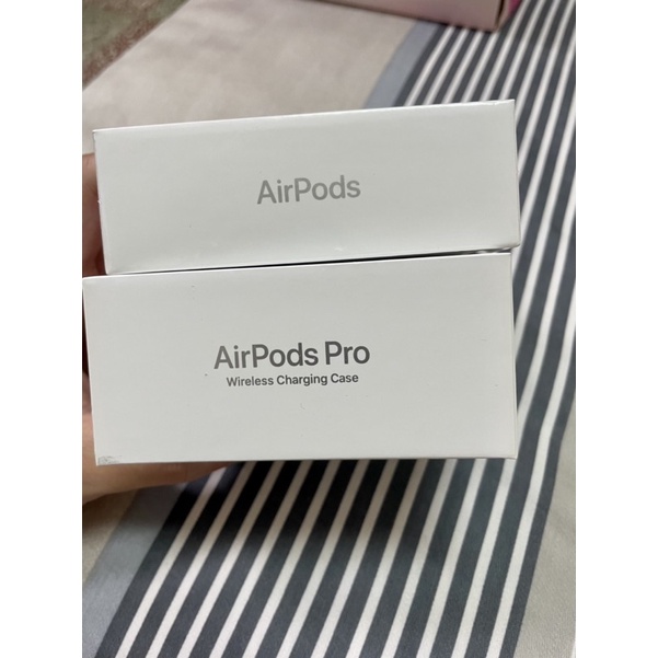 Air pods 2無線充電盒版（全新未拆封）