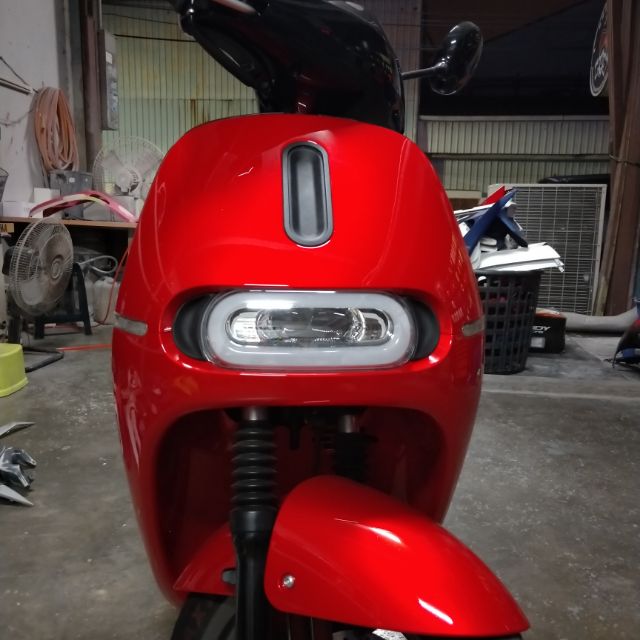 00漆機車烤漆~~gogoro2代