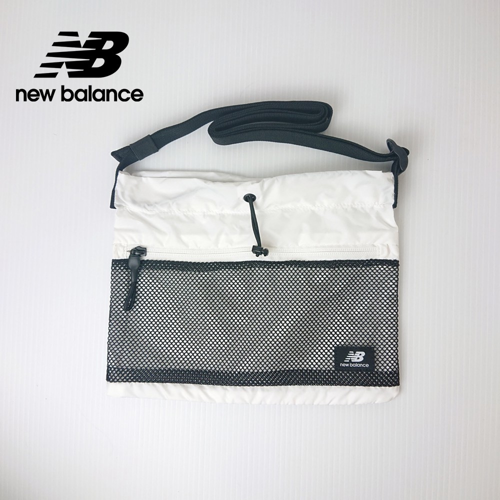 【New Balance】 NB 韓系休閒斜背小包_中性_白色_BGCBAA604WT