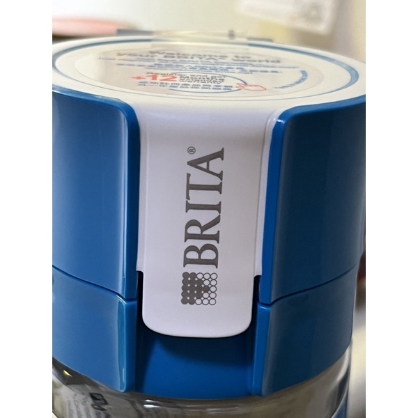 BRITA濾水瓶-藍 有蓋 0.6L