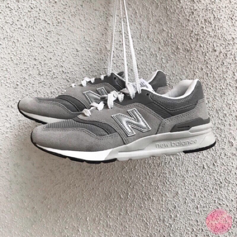 【 Hong__Store 】New Balance CM997HCA 997H 997 麂皮 元祖灰 灰