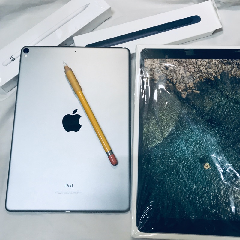 iPad Pro 10.5 64g【wifi太空灰】 +Apple Pencil 另贈支架與smart cover等配件