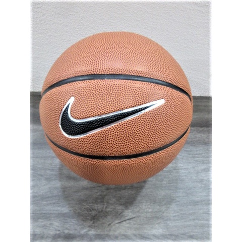 nike lebron all courts