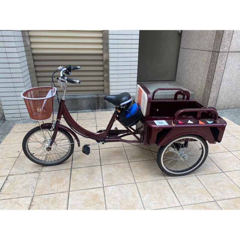 最終優惠 電動三輪車載貨載人兩用二手出清八成新再贈打氣設備 限台中取貨 下訂前先聊聊 蝦皮購物