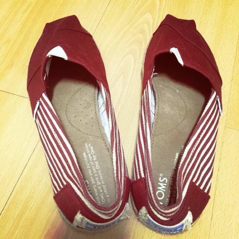 Toms紅白條紋女鞋