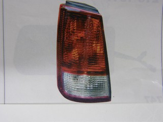 正廠 NISSAN SERENA QRV 02 後燈 其它大燈,角燈,霧燈,外水切,泥槽,昇降機,六角鎖,外把手歡迎詢問