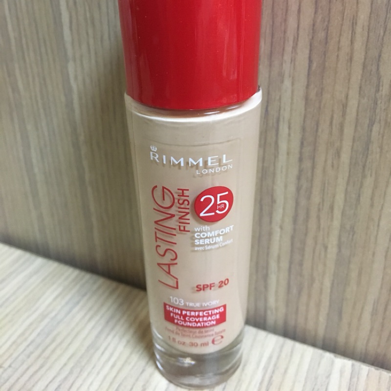 Rimmel 極限長效持久粉底液 紅蓋