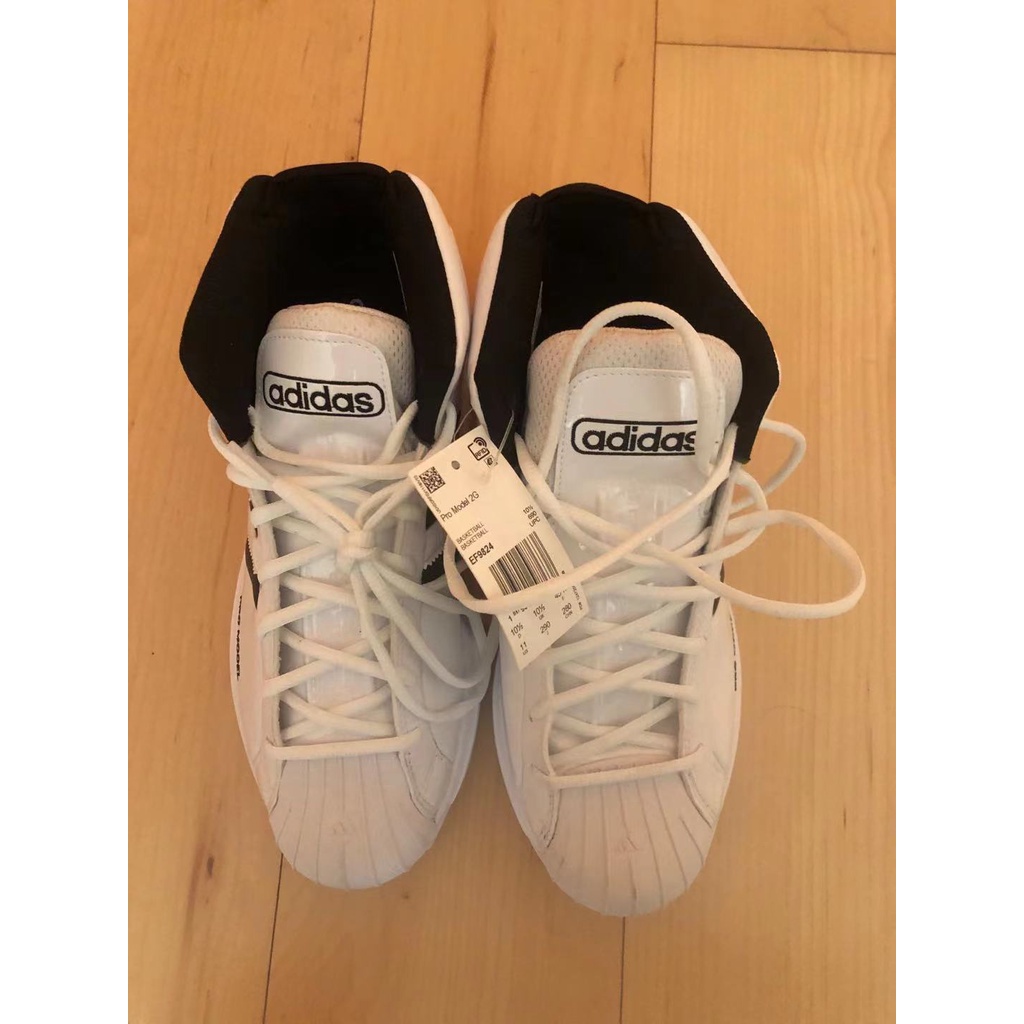 US11 Adidas Superstar PRO Model 籃球鞋白黑漆皮 FOR andrewsung801224