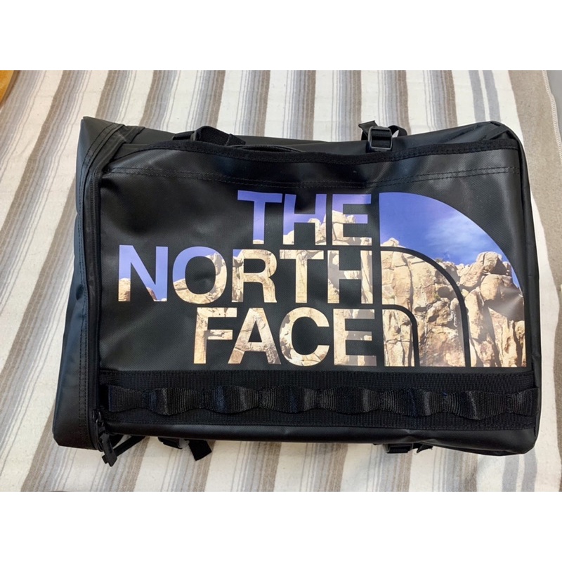 ⚜️The North Face⚜️黑迷彩升級版30L 後背包 桶包