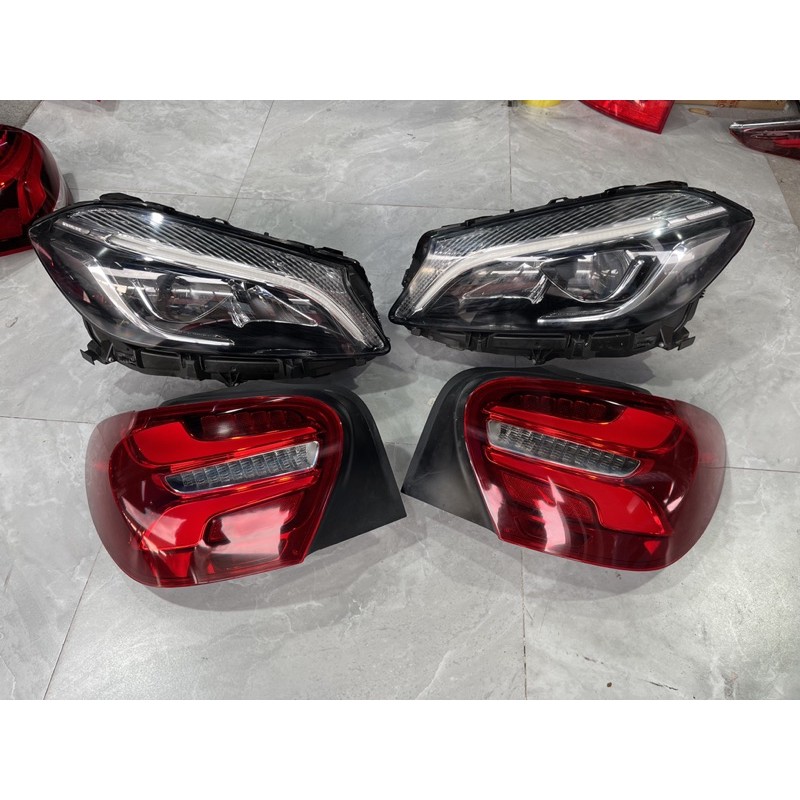 晟信自動車 原廠大燈 尾燈 九成新 Benz M-Benz A200 A180 A45 W176適用 報價後開賣場下標