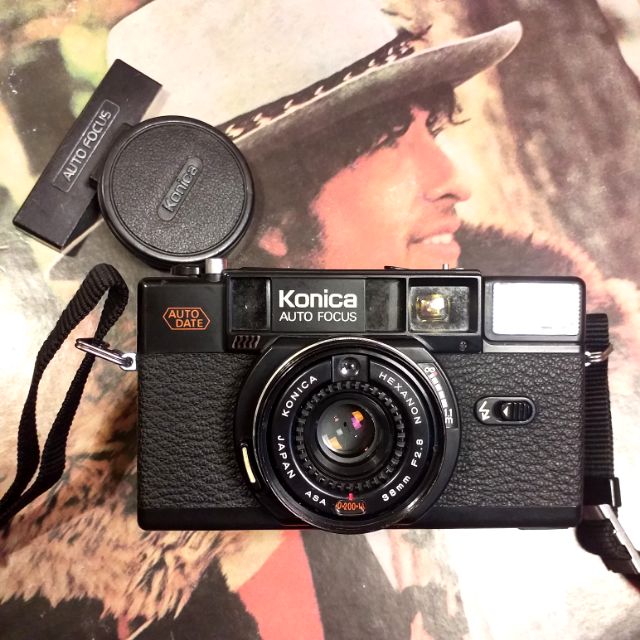 超少見 日期打印機背版本 KONICA C35 AF2D 自動對焦 底片機 135底片 2.8大光圈 日本製造 功能正常