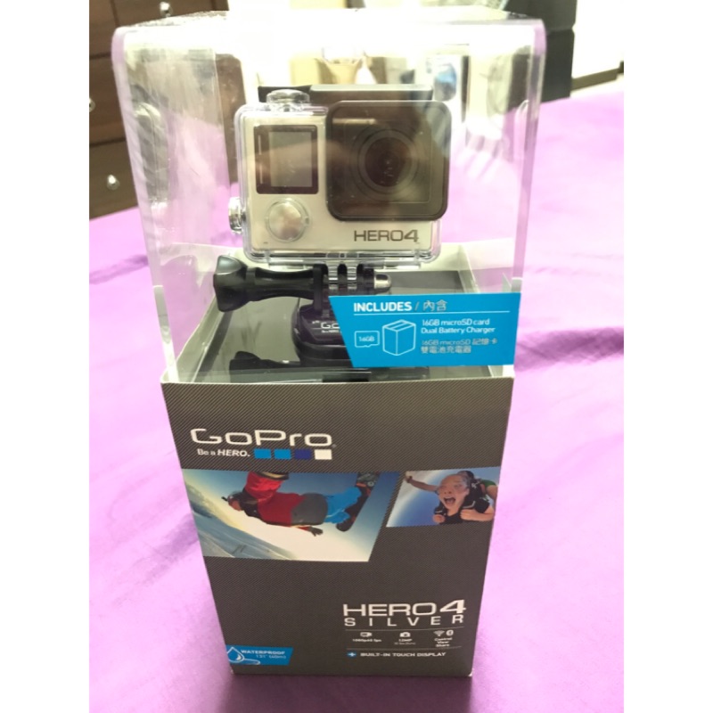 全新 GoPro HERO4 運動型攝影機組/附16G記憶卡/雙電池充電器