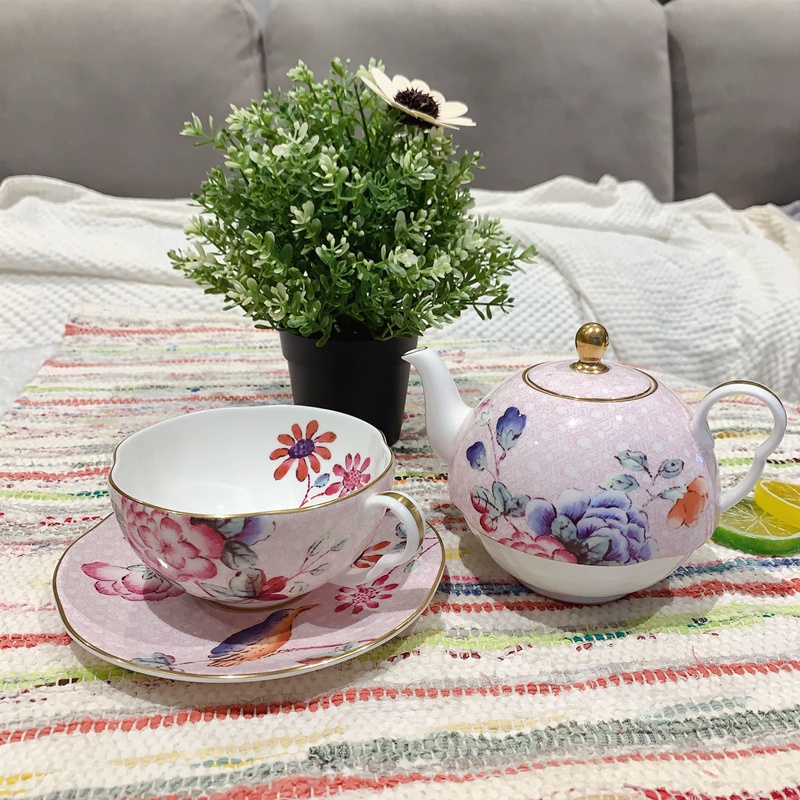 中古】 WEDGWOOD 生誕230周年記念 コノスール・コレクション 超限定品