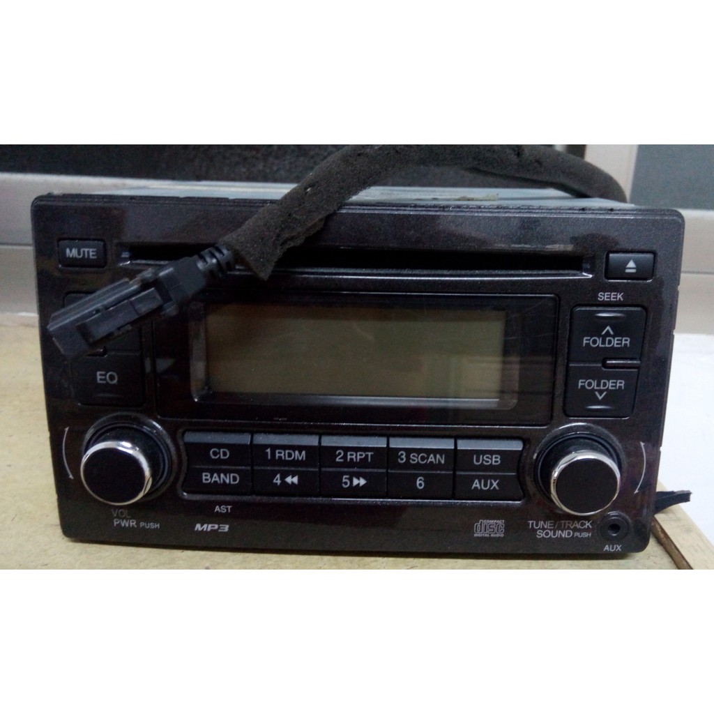 二手(2011年)Panasonic CQ-JB803AWW 汽車音響主機(USB/AUX/CD/MP3 )，含線組
