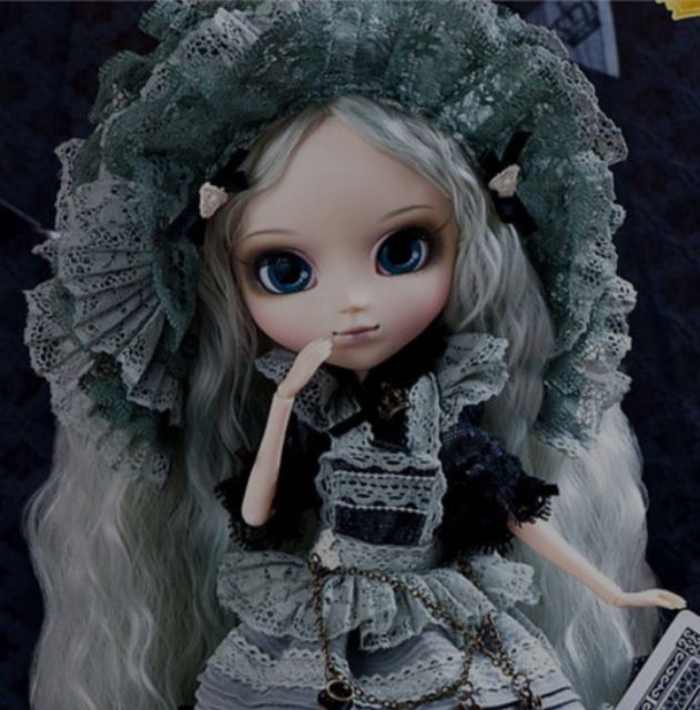 pullip romantic alice monochrome
