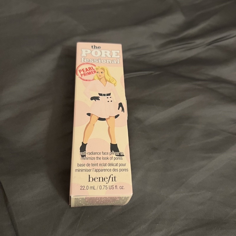 Benefit 嘖嘖稱奇激光毛孔隱形露