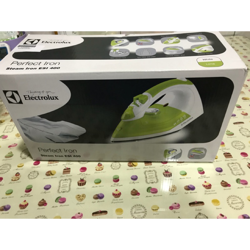 伊萊克斯 Electrolux 蒸氣電熨斗 ESI400