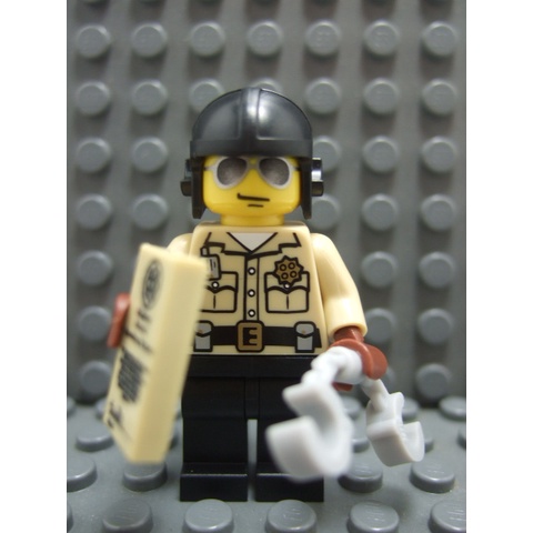 【積木2010】樂高 LEGO 8684 交通警察 Traffic Cop (全新未拆袋)(第2代人偶包)