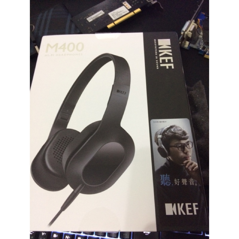 KEF M400