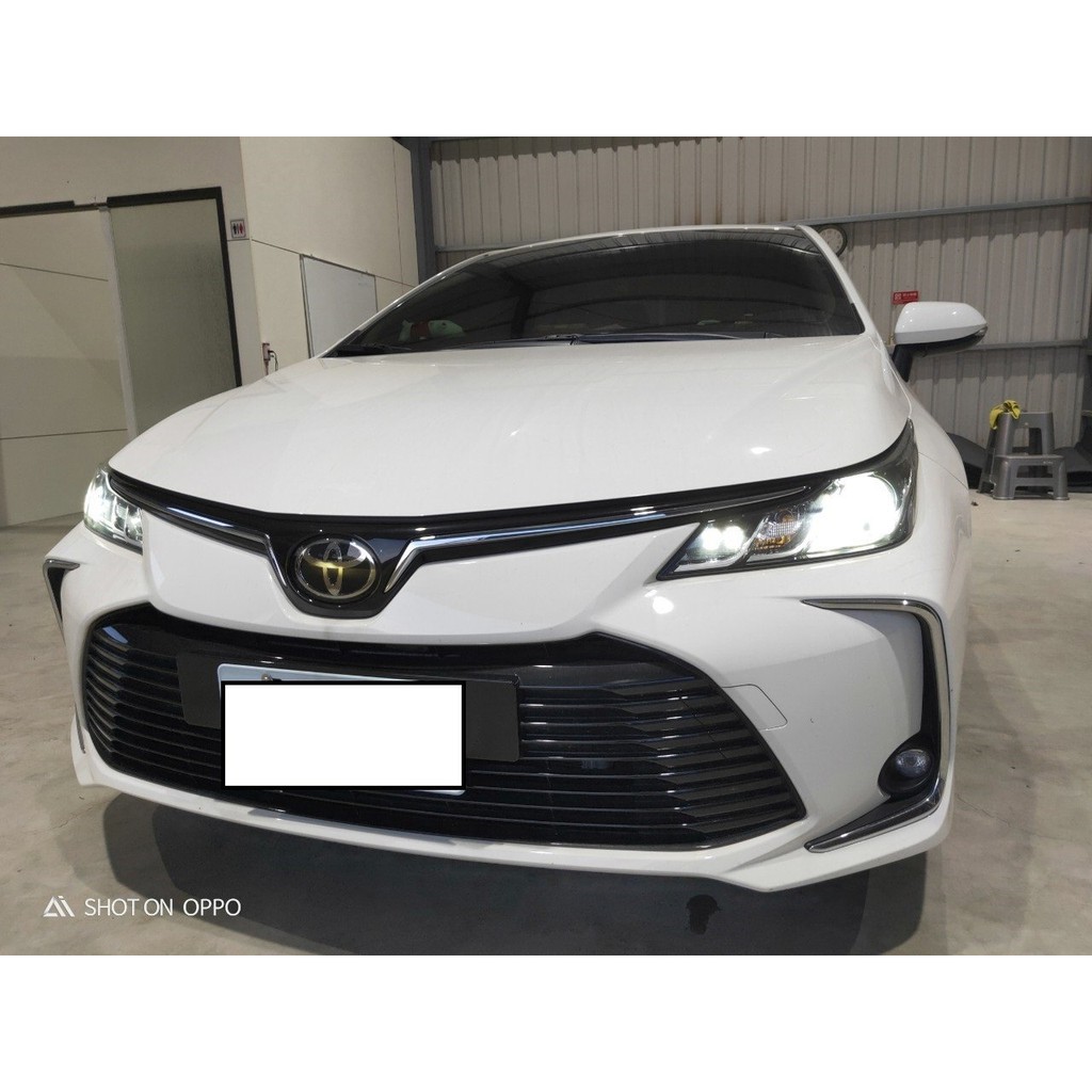 巨城汽車精品12代altis Led 大燈燈管燈泡安裝實車優惠價999元 蝦皮購物