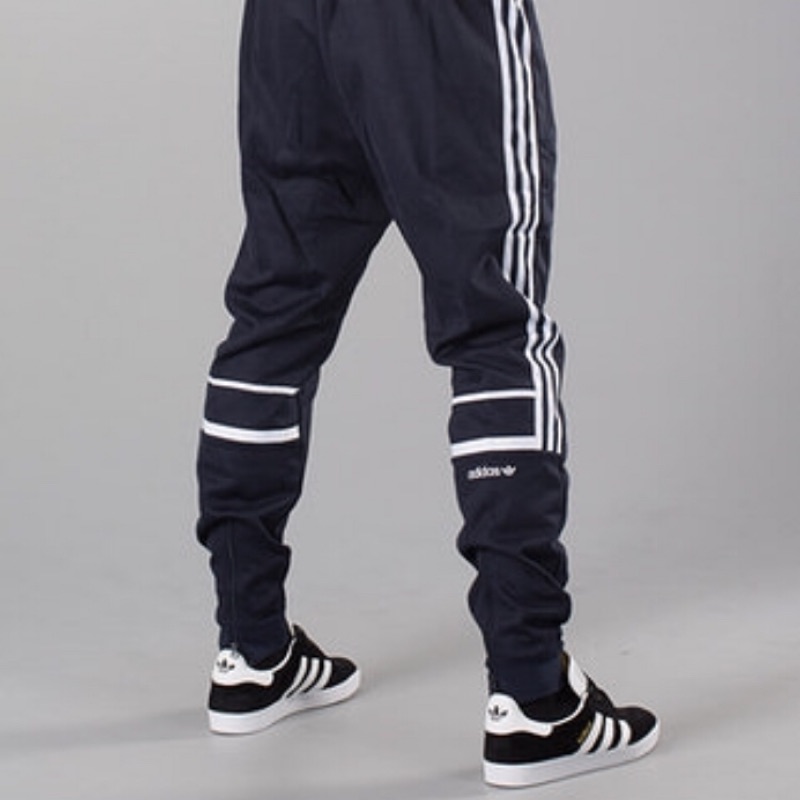Adidas originals CLR84 Legink/White 窄版縮口褲(僅試穿過，吊牌已拆，購自asos) | 蝦皮購物