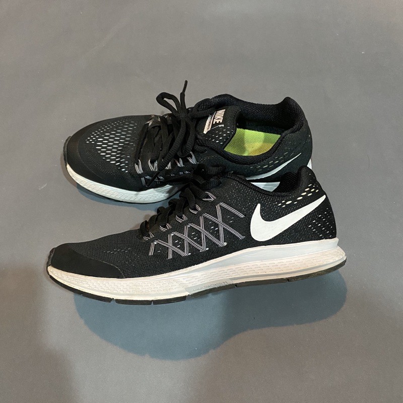 Nike Zoom Pegasus 32 小飛馬 黑白配色 氣墊鞋 女子慢跑鞋 大童鞋 759968-004