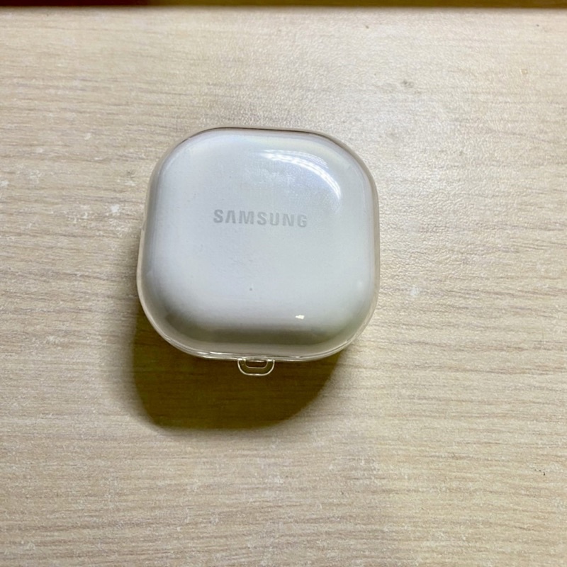 Galaxy Buds2，Samsung Galaxy Buds 真無線藍芽耳機（白）二手「九成新」，加附保護殼