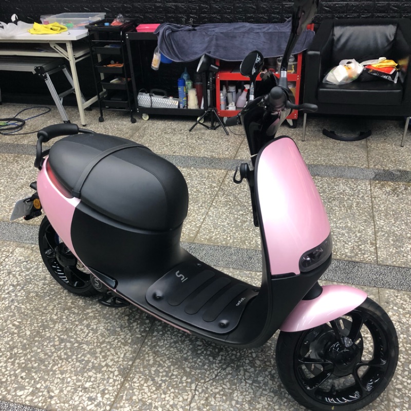 Gogoro1 櫻花粉 gogoro 包膜